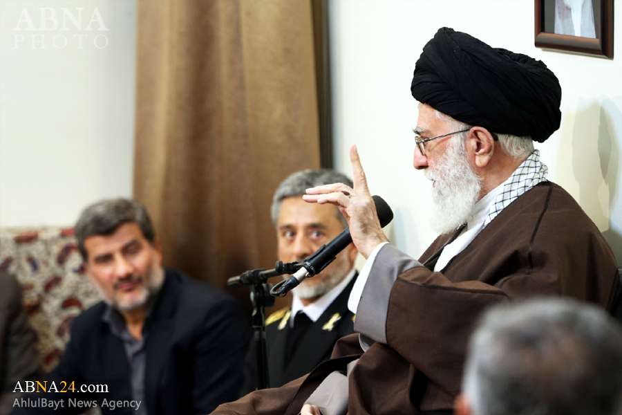 Supreme leader: Navy must delineate promising future for country